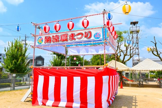 夏まつりの賑わい